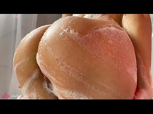 ❤️ Brunette pussy bibragailuarekin masturbatzen du dutxan orgasmo bizia lortzeko ❌ Pornografia pornoan eu.virtsextor.ru ❌️❤